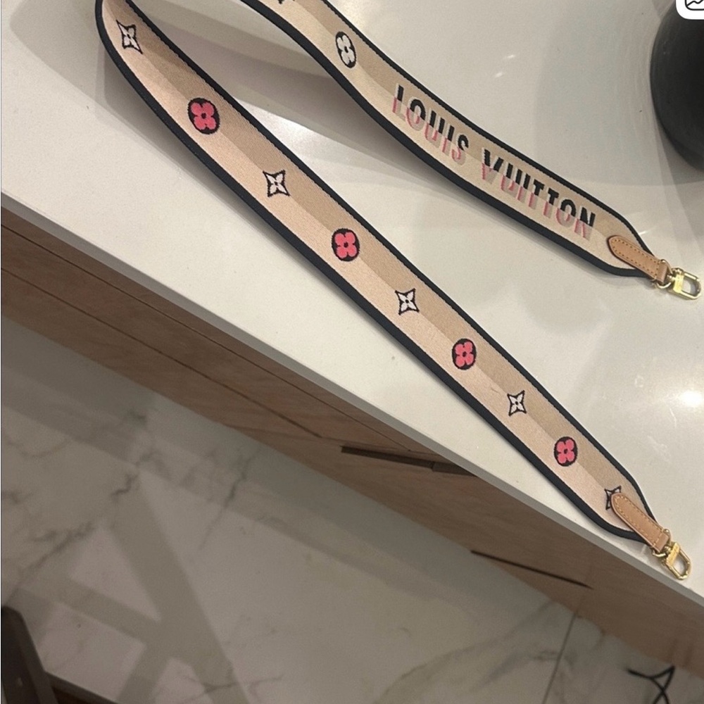 Louis Vuitton Jaquard Beige and Gold Monogram Belt